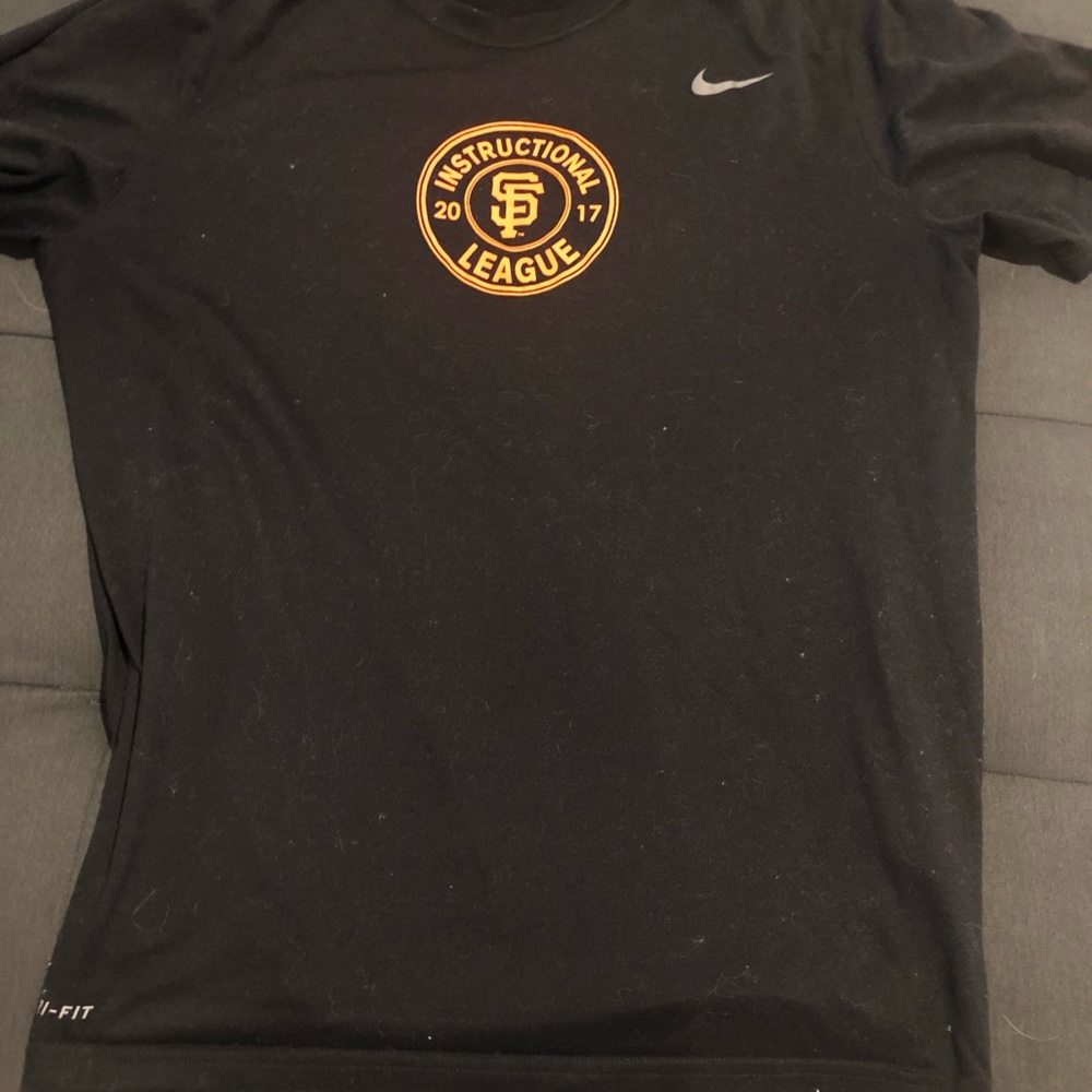 San Francisco Giants player worn instructs shirt